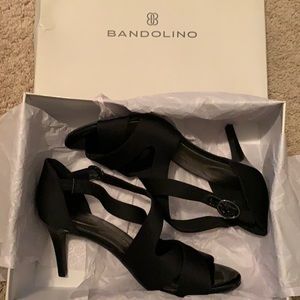 Bandolino Julian2-S Heels Size 9 NIB